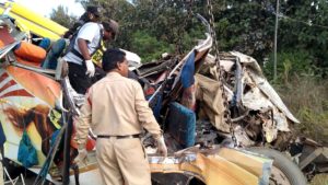 keralanews 13 killed in road accident as minibus collides with truck in bengaluru