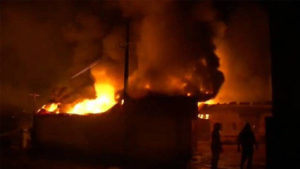 keralanews fire broke out in aluva edayar industrial ares vehicles also burned