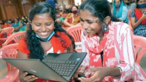 keralanews laptop for students at low price vidyasree project started