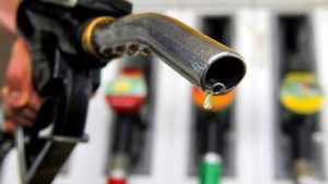 keralanews central govt plans to reduce excise duty fuel prices may fall