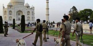 keralanews fake bomb threat in tajmahal one arrested