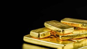 keralanews gold worth 13crore seized from train in kozhikode two arrested