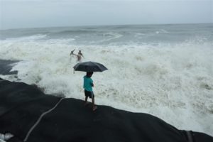 keralanews heavy rains cause extensive damage in kannur six houses were partially destroyed