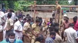 keralanews four people trapped in a well died while cleaning a well in kollam