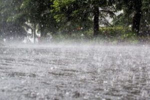 keralanews cyclone that formed in the bay of bengal may become low pressure heavy rains expected in the state in the coming days orange alert in eight districts