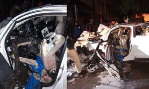 keralanews seven died when car hits building in bengaluru accident caused due to overspeed