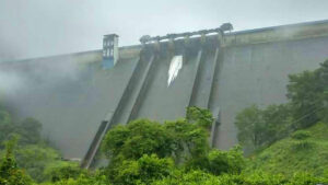 keralanews idukki dam opened drain one lakh liters of water per second