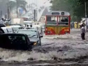 keralanews heavy rain continues in tamilnadu four deaths pulic holiday in four districts