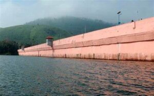 keralanews water level in mullapperiyar dam is again increasing two more shutters opened