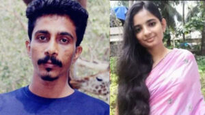 keralanews young man whotried to commit suicide after pouring petrol on a woman in thikkodi kozhikode also died