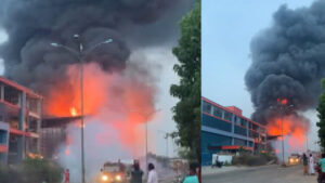 keralanews huge fire broke out near kinfra park kalamasseri