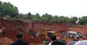 keralanews accident at gundalpet granite quarry two workers died